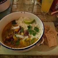 Casual dining and cocktails in London 