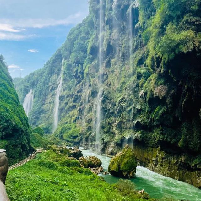 Dishuitan Waterfall