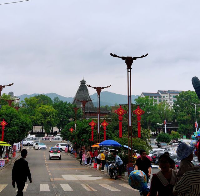 May Day travel without crowds, "Sanjiang" to learn about Dong culture.