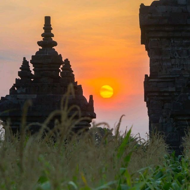 PLAOSAN TEMPLE