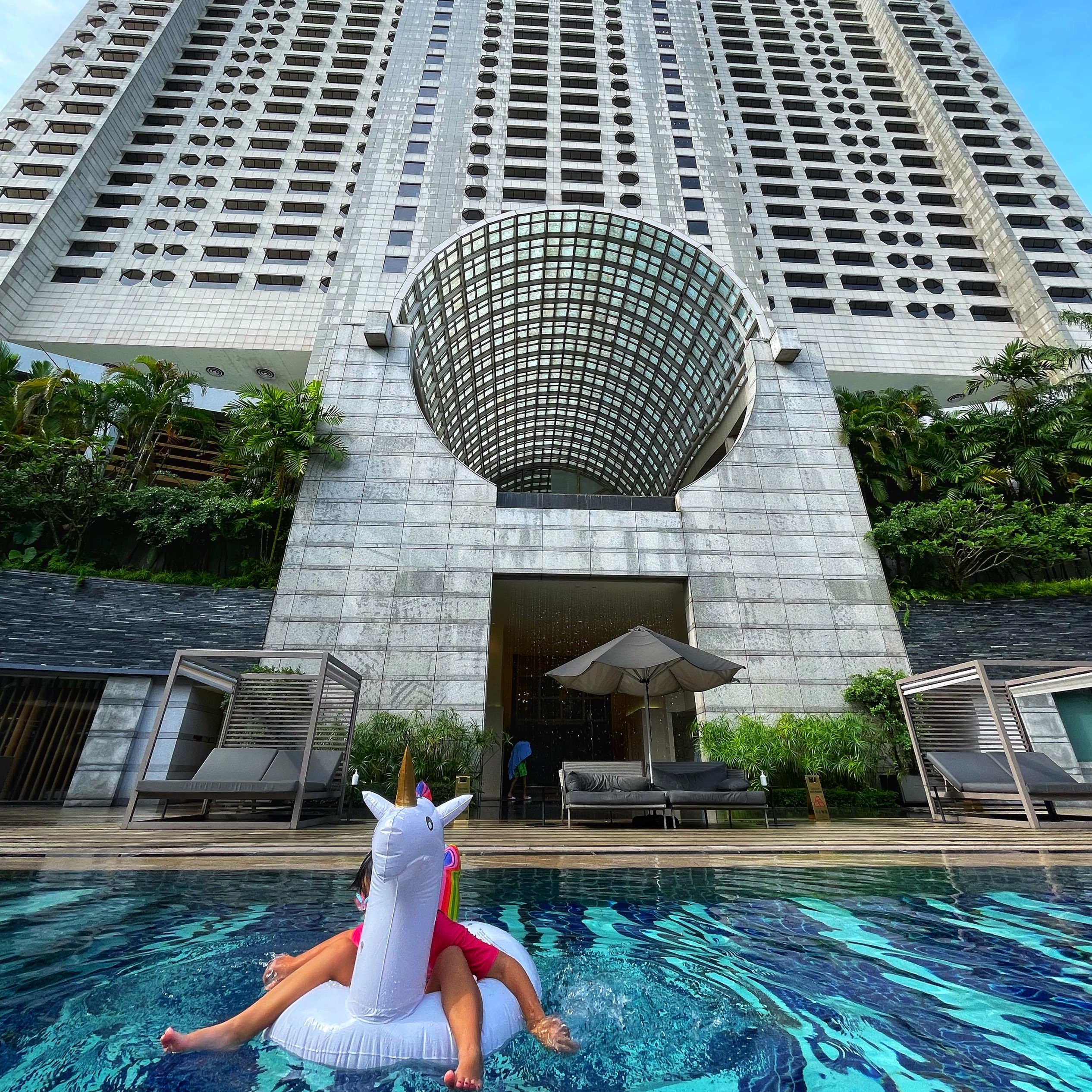 Ritz Carlton Sg Swimming Pool Trip Com Yogyakarta Travelogues