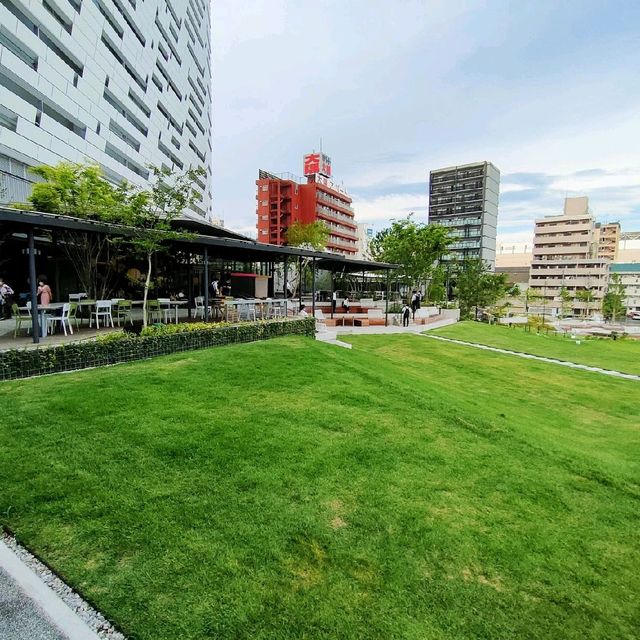 【大阪 浪速区】広いガーデン✨好きな場所でくつろぎましょう✨