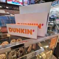 Mr.HaPpY at Dunkin
