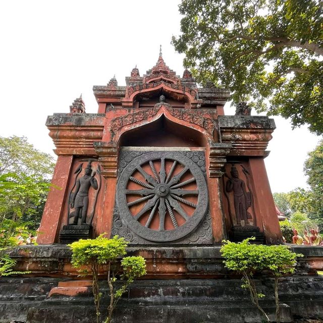 วัดเขาพระอังคาร จ.บุรีรัมย์