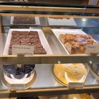 歷史悠久的意大利甜品名店 ~ COVA 