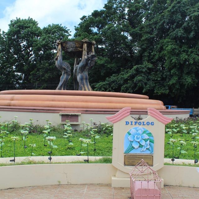 Pagsalabuk Circle Fountain 