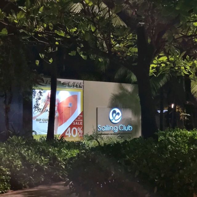 푸꾸옥 세일링 클럽 레스토랑