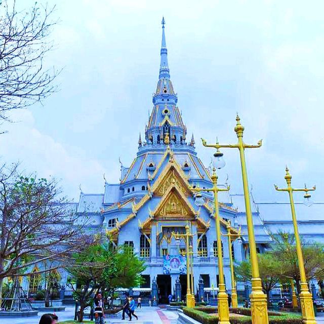 วัดโสธรวรารามวรวิหาร 