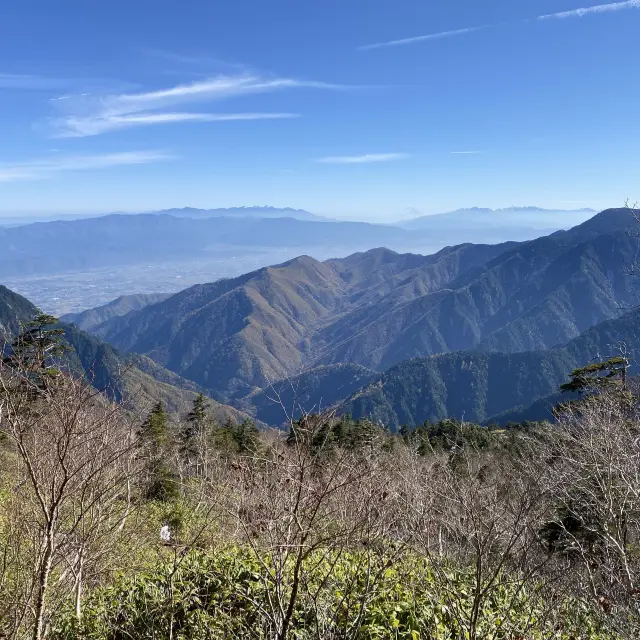 合戦小屋からの登りの景色