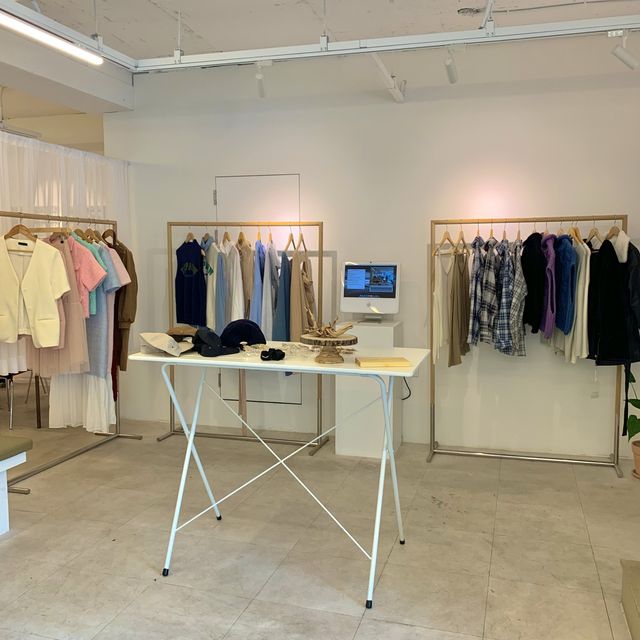 [🇰🇷, 창원]가로수길 쇼룸 감성의 핫한 카페, 가로수먼트 ☕️👚