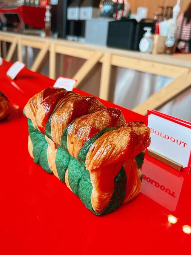 빵순이들은 꼭 가봐야할 홍철책빵🥖