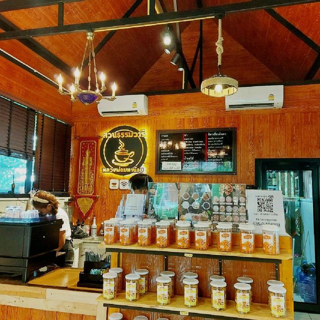 วันแม่ พาแม่ดริ้งกาแฟ