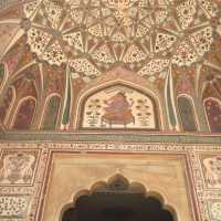 Mesmerising Details at Amber Fort