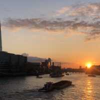 most beautiful bridge in London 