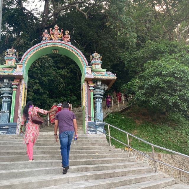 penang waterfall hill temple