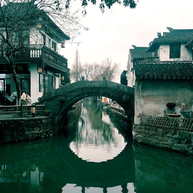 Zhouzhuang -the first water town of China