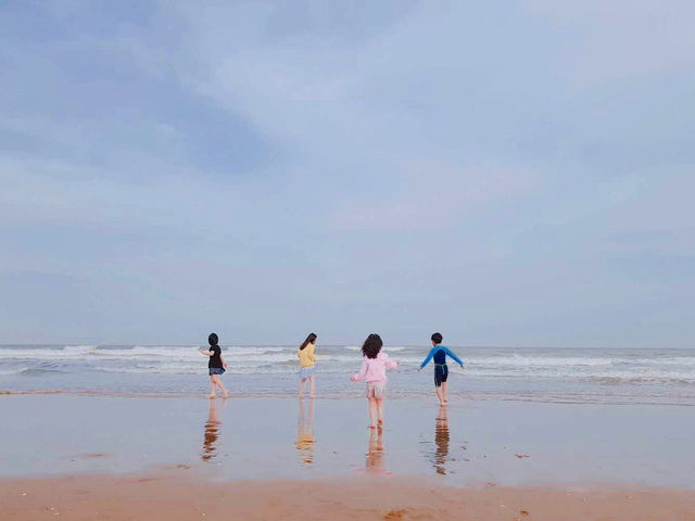 조용한 바닷가 여름 휴가지, 해양 십리금탄(十里金滩)경구