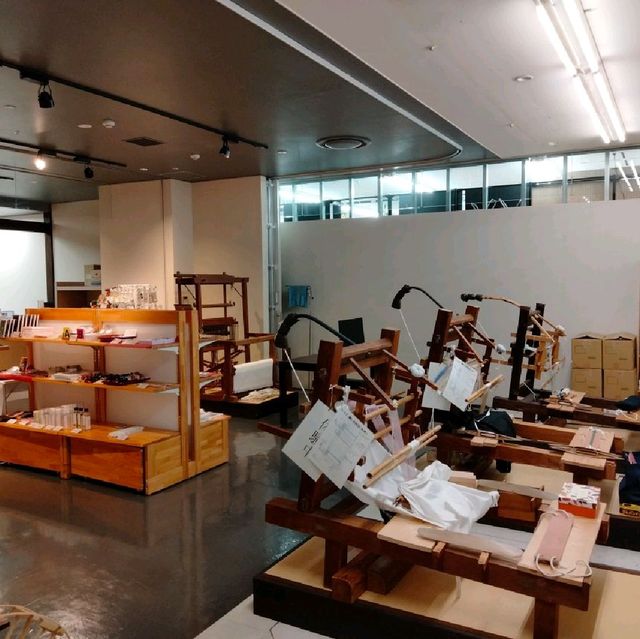 おやま本場結城紬クラフト館