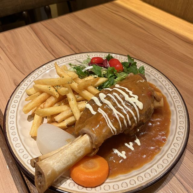 🎃萬聖節限定高質黑暗系蛋包飯韓式餐廳💕