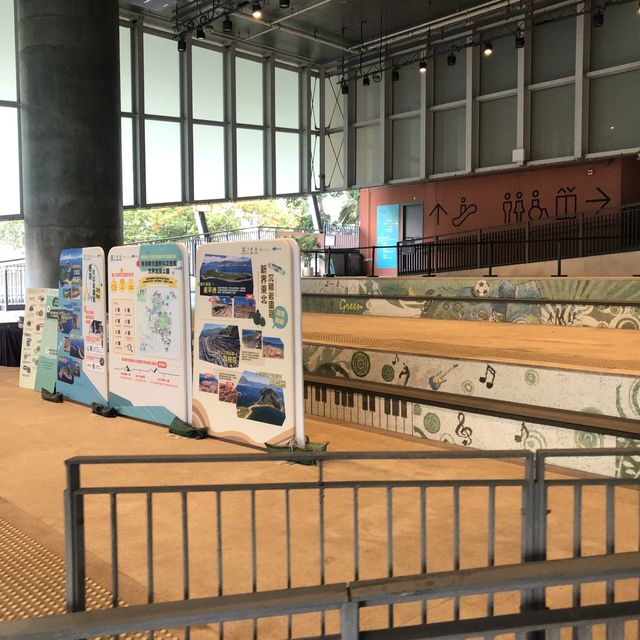 設施充裕的青年廣場