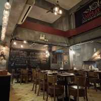 大圍｜充滿8,90年代懷舊風的西餐廳。Amplifier Restaurant