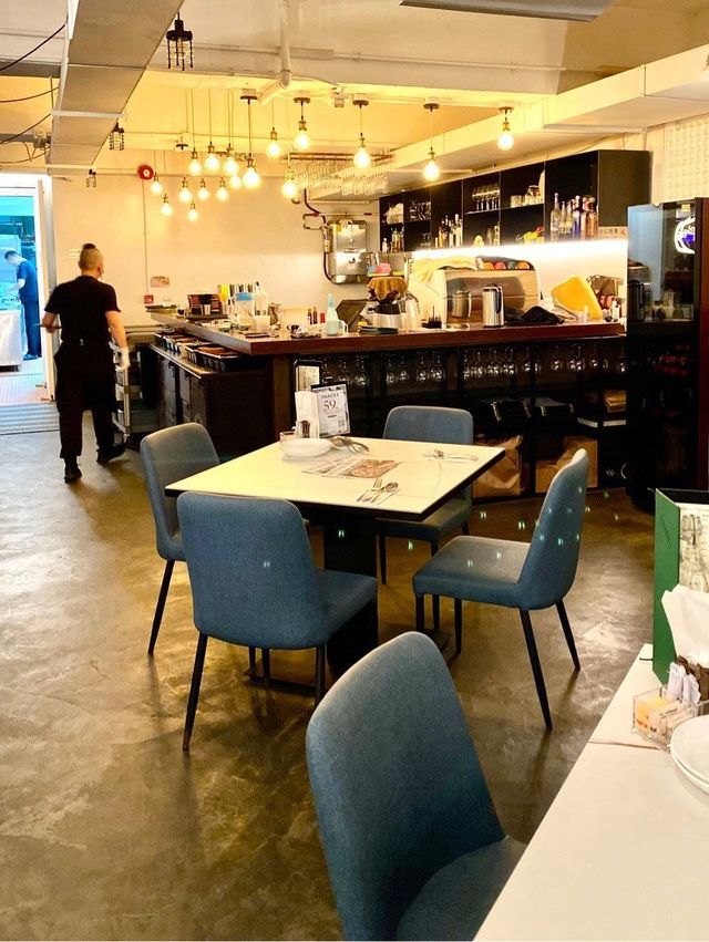 環境舒適工廈餐廳
