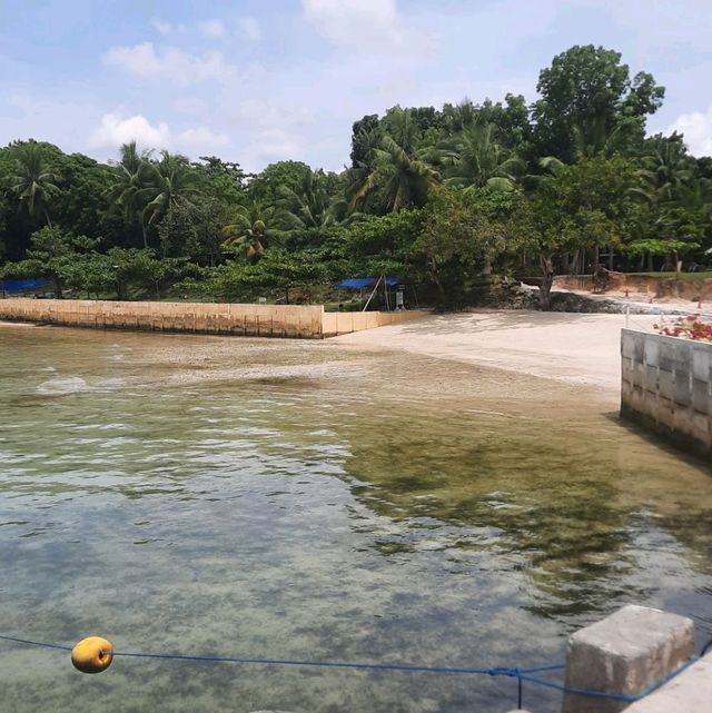 SAMAL ISLAND: FOR A CHANGE!