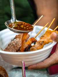 ส้มตำรถเข็น ยามค่ำคืนย่านเขารัง ภูเก็ต