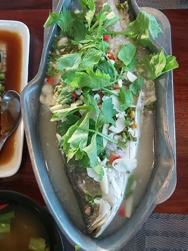 River Curve อิ่มชิล! ที่ริเวอร์ เคิร์ฟ เขาใหญ่