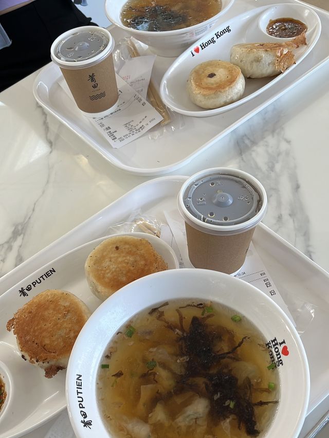 0+3的頭啖湯直擊香港國際機場🤩