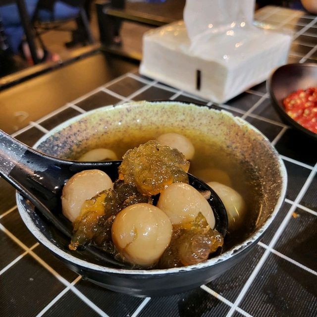 超新鮮！ 自選活海鮮蒸氣火鍋