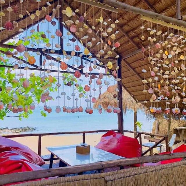 The Boat coffee by the nine thipthara cafe & resta