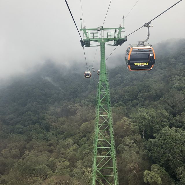 Golden Bridge Ba Na Hills