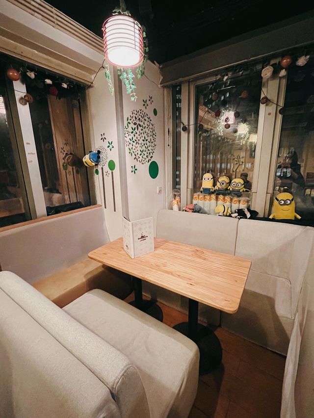 鬧市中の小部屋🏡