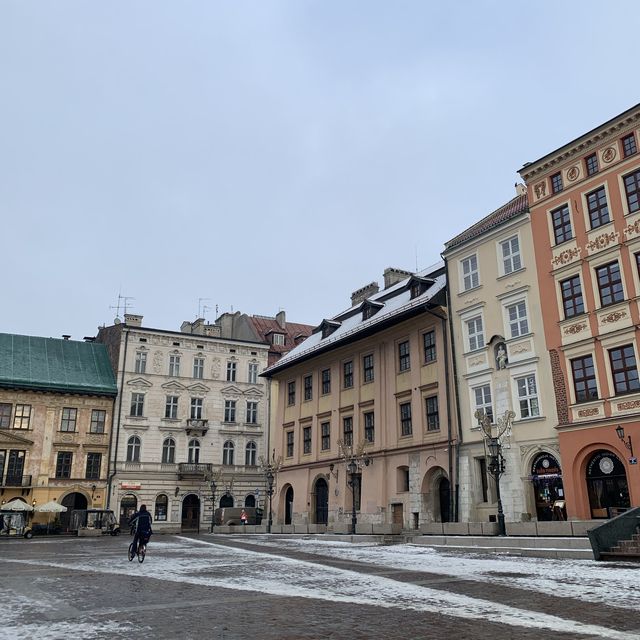 Get Lost in Krakow Old Town 💕 