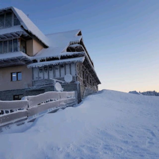 Ciucas Peak Chalet