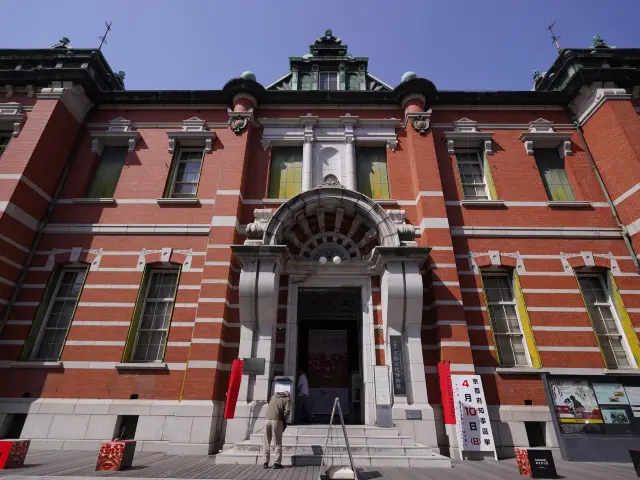 【京都】洋風建築に芸術が映える『京都府京都文化博物館 別館』