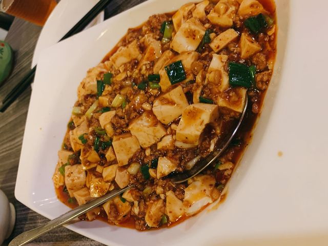 士林區超熱門熱炒店｜吉祥小館😋份量大菜色多樣化又好吃