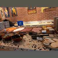 A la carte buffet breakfast