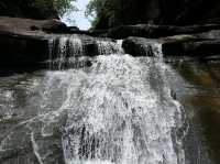 สร้อยสวรรค์ waterfall