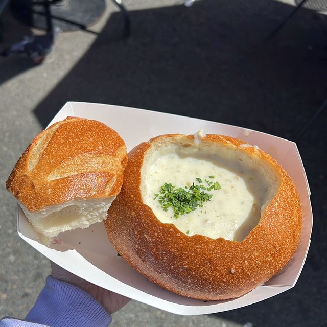 boudin cafe sourdough bread with soup 