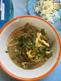 ข้าวซอยร้านดัง ข้าวซอยกำแพงดิน!