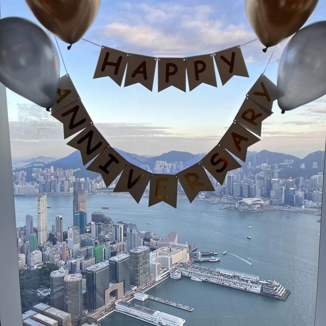 the ritz carlton hongkong 超高質嘅酒店😆