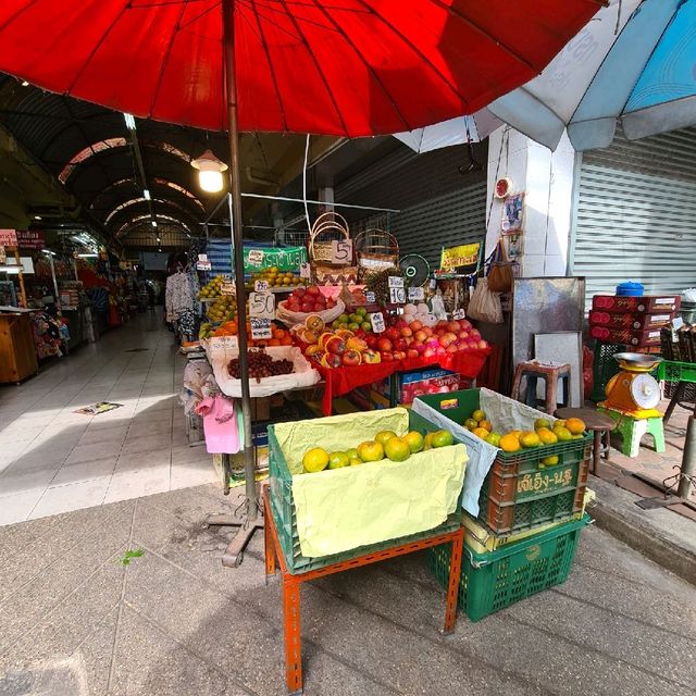 ตลาดบน-ล่าง ตลาดเก่าแก่คู่เมืองนครปฐม กว่า135 ปี