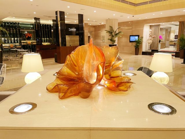Elegant hotel art