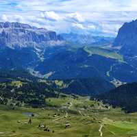 Seceda hike in Italy. 2500M high!