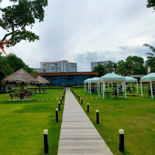 Miss t cafe