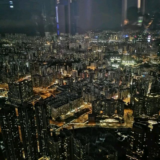 高高在上 ; 天際100