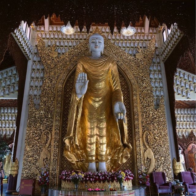 Visiting the temples in Penang
