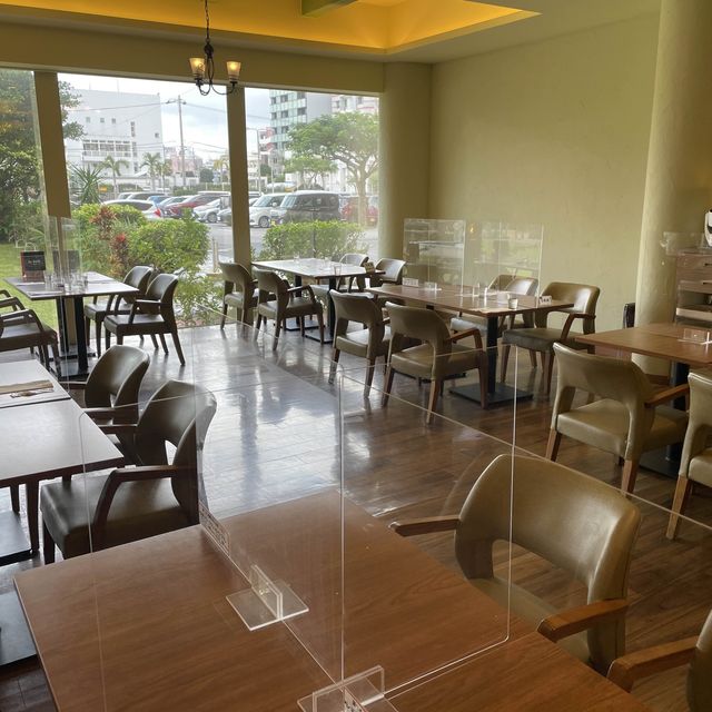 パシフィックホテル内の竜潭でランチ